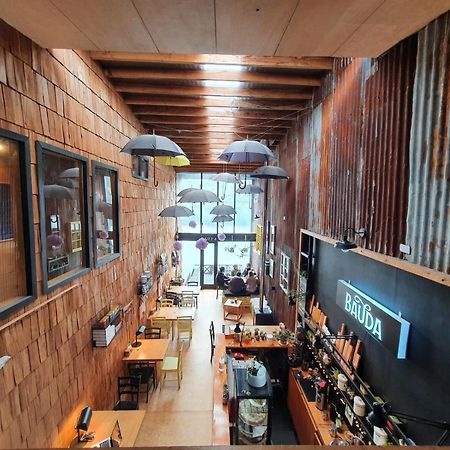 Hotel & Cafe Bauda Кастро Экстерьер фото
